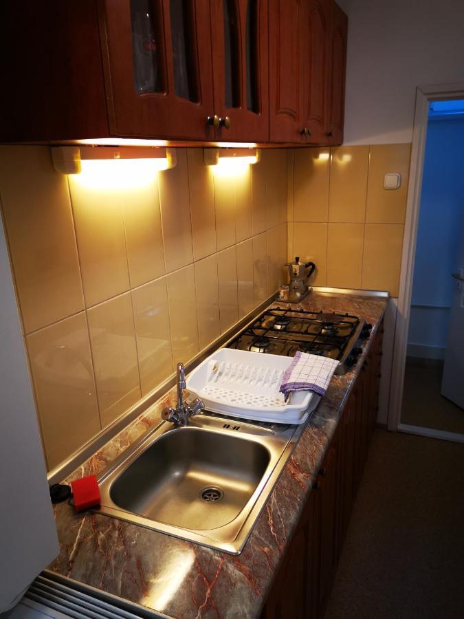 Máté apartman Gyula Exterior foto