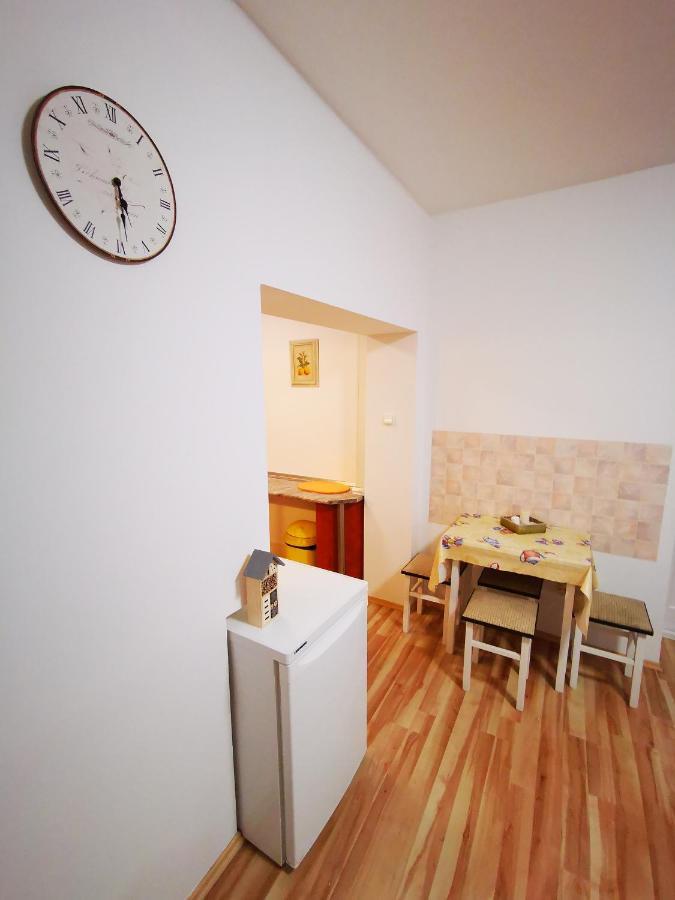 Máté apartman Gyula Exterior foto